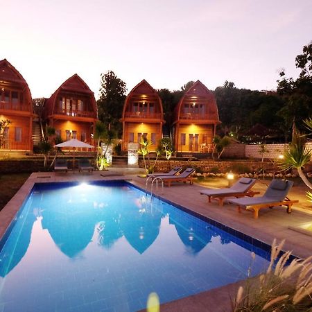 Adara Beach Huts Batununggul Exterior photo